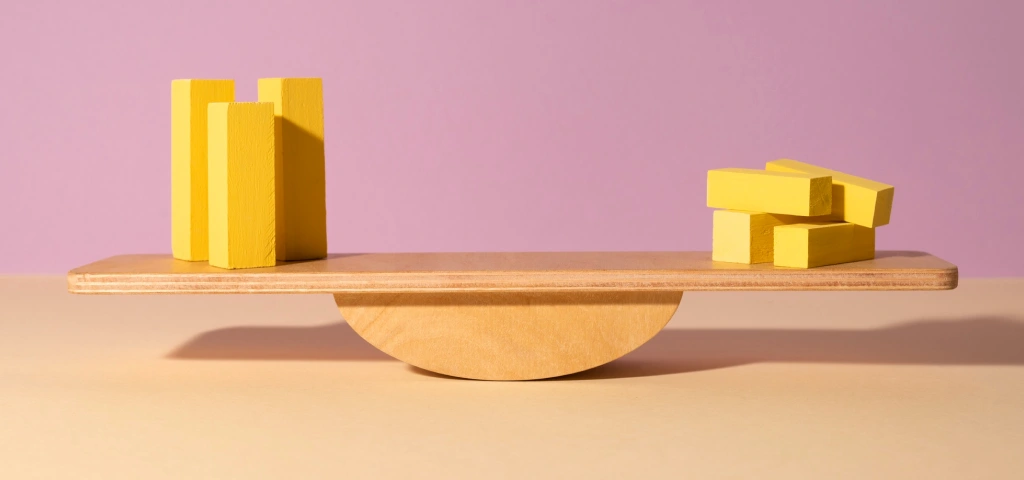 manejo de pesos visuales diseno subido a Colores en el branding, ¿Cómo elegir la paleta que define tu marca?